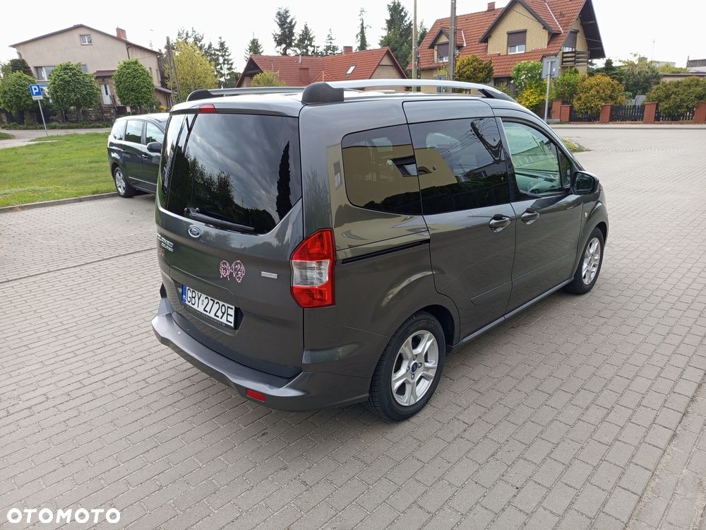 Ford Tourneo Courier - 3