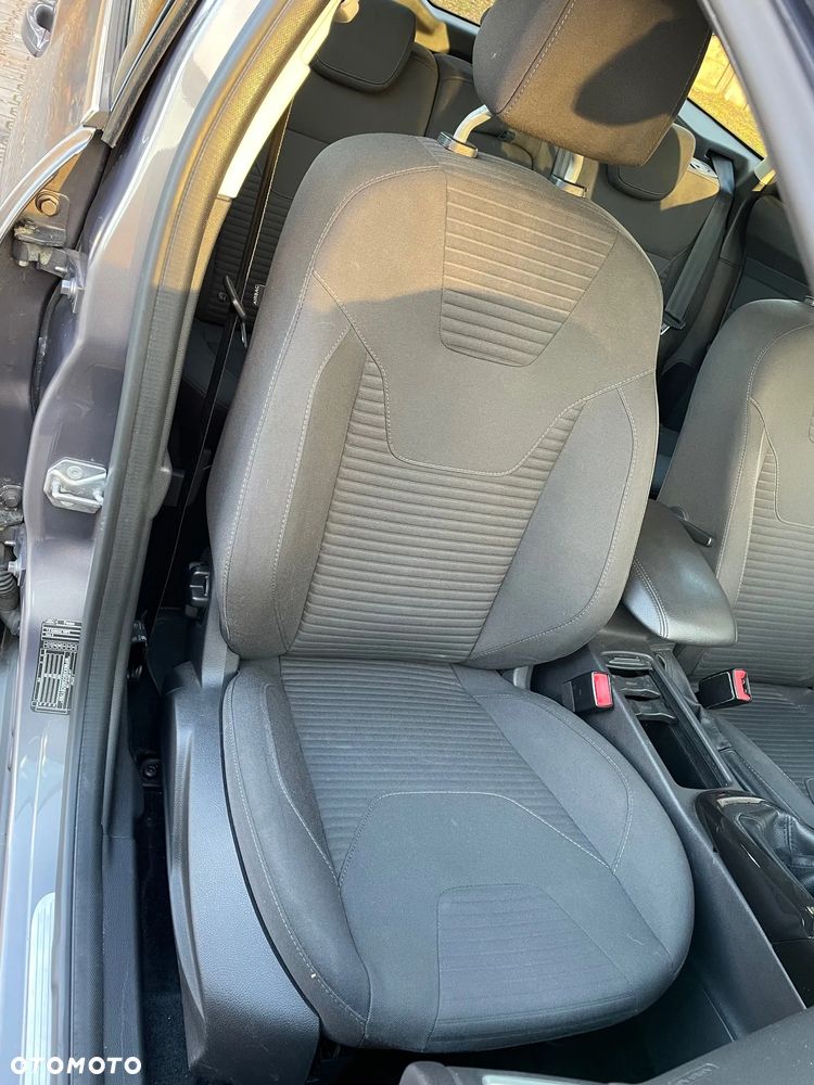 Ford Focus 1.5 EcoBoost Titanium ASS - 28