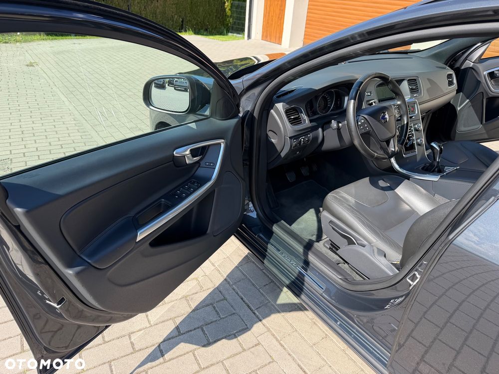 Volvo V60 D2 Drive-E Kinetic - 23