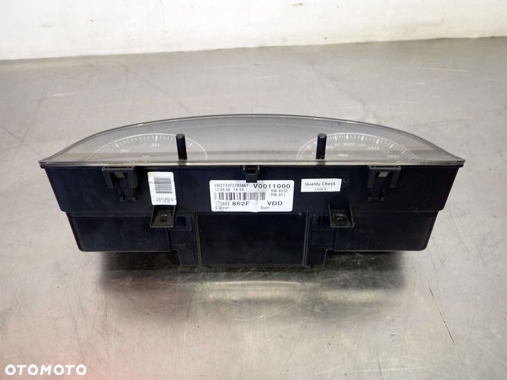 LICZNIK VOLKSWAGEN TOURAN I 1T0920862F - 3