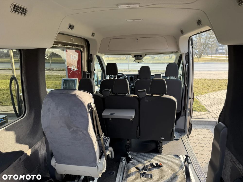 Ford Transit - 11