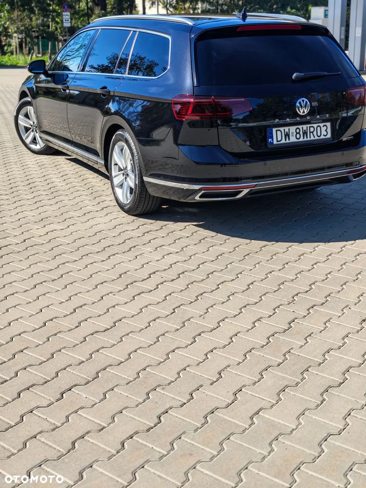 Volkswagen Passat 2019 photo 2