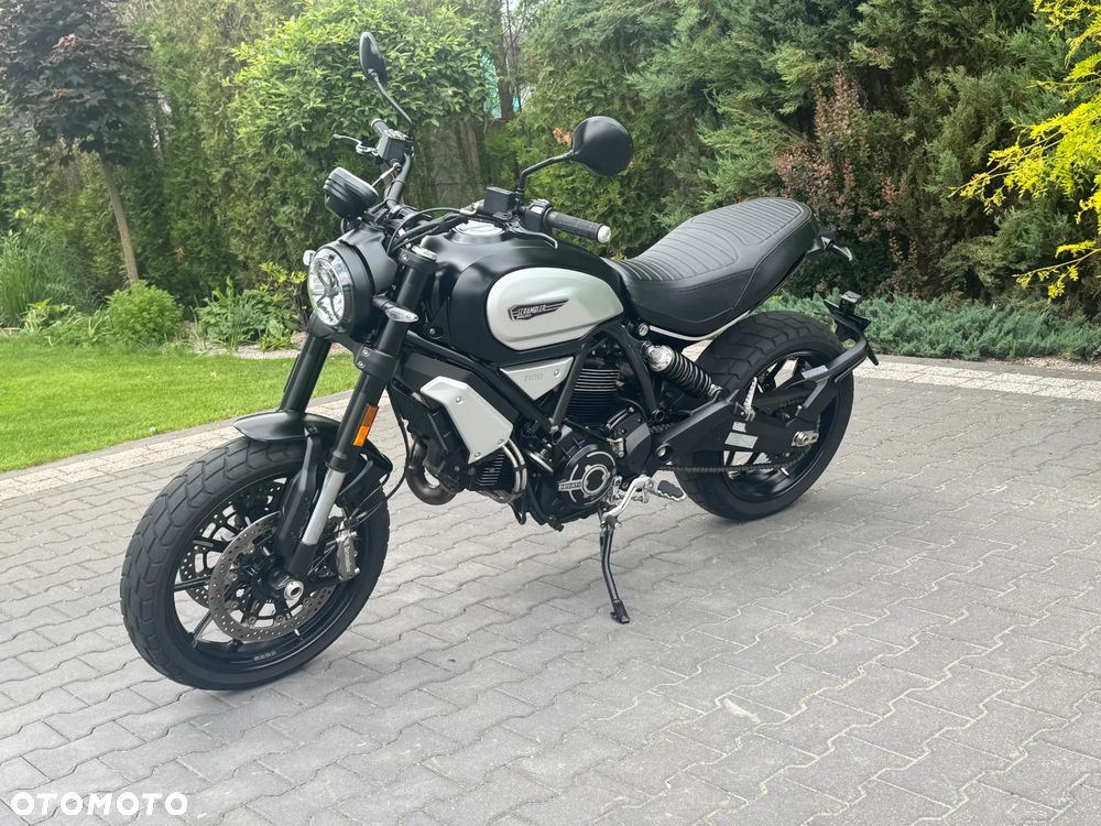 Ducati Scrambler - 10