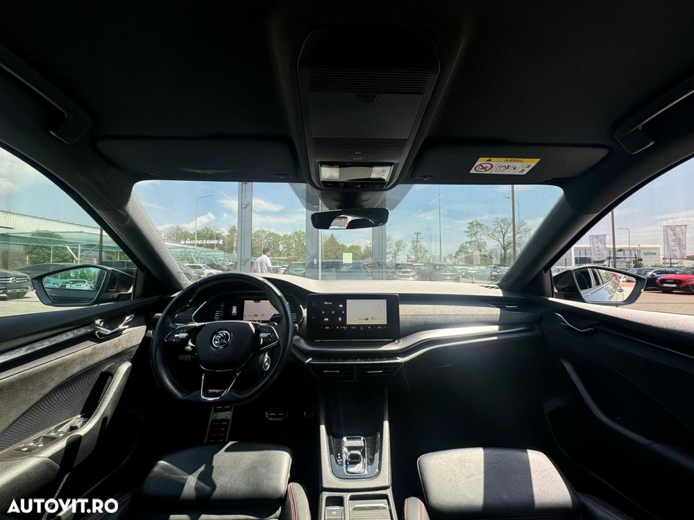 Skoda Octavia 2.0 TDI DSG RS - 12