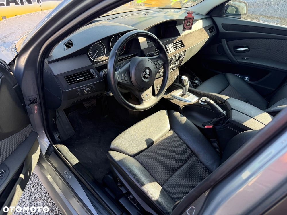 BMW Seria 5 530i Edition Sport - 16