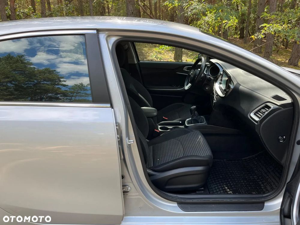 Kia Ceed 1.0 T-GDI M - 8