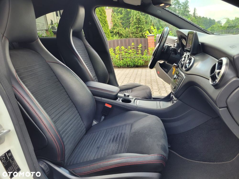 Mercedes-Benz CLA 250 4-Matic Sport - 15