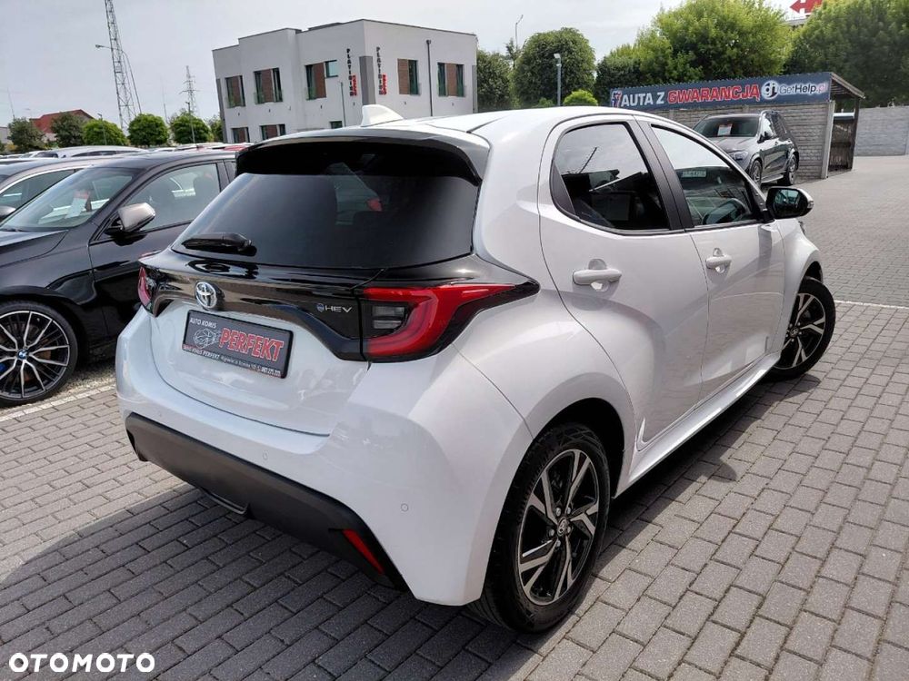 Toyota Yaris - 8