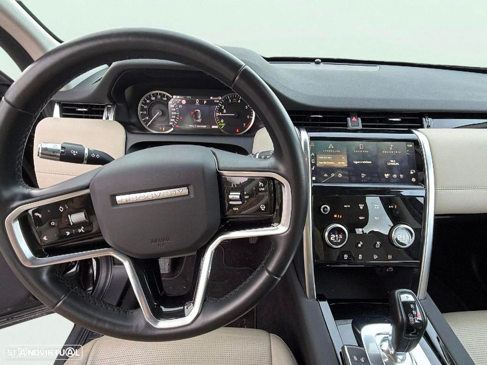 Land Rover Discovery Sport - 11