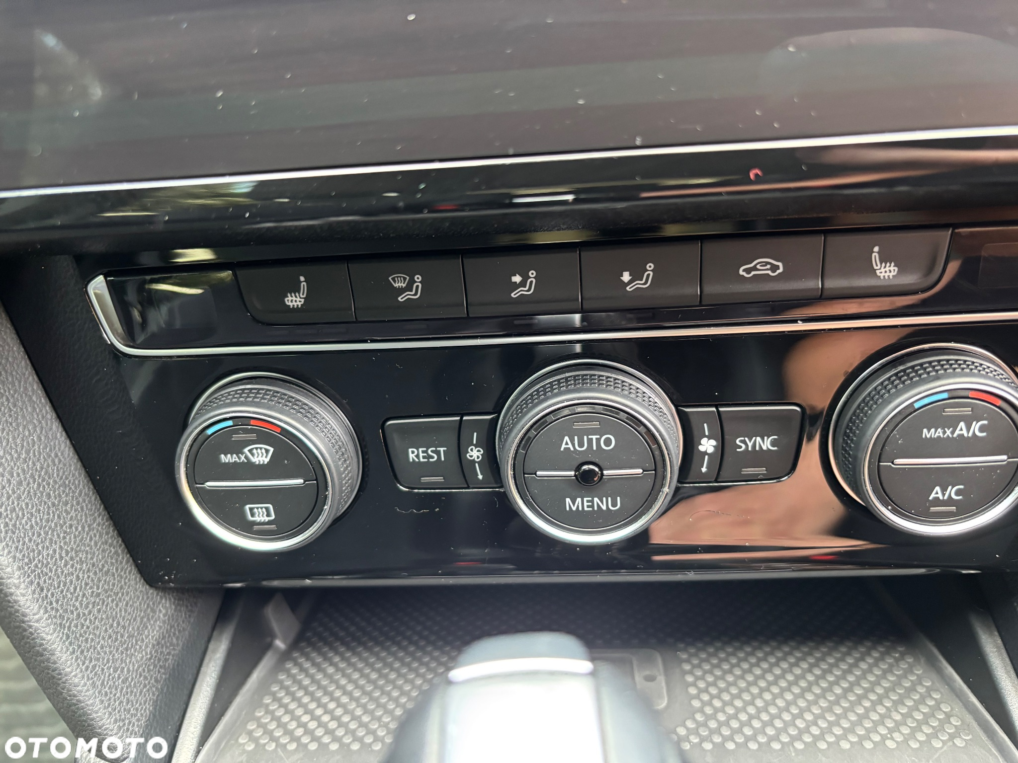 Volkswagen Arteon 2.0 TSI 4Motion R-Line DSG - 15