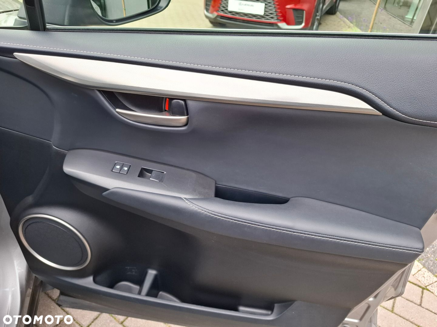 Lexus NX 300h Comfort AWD - 21