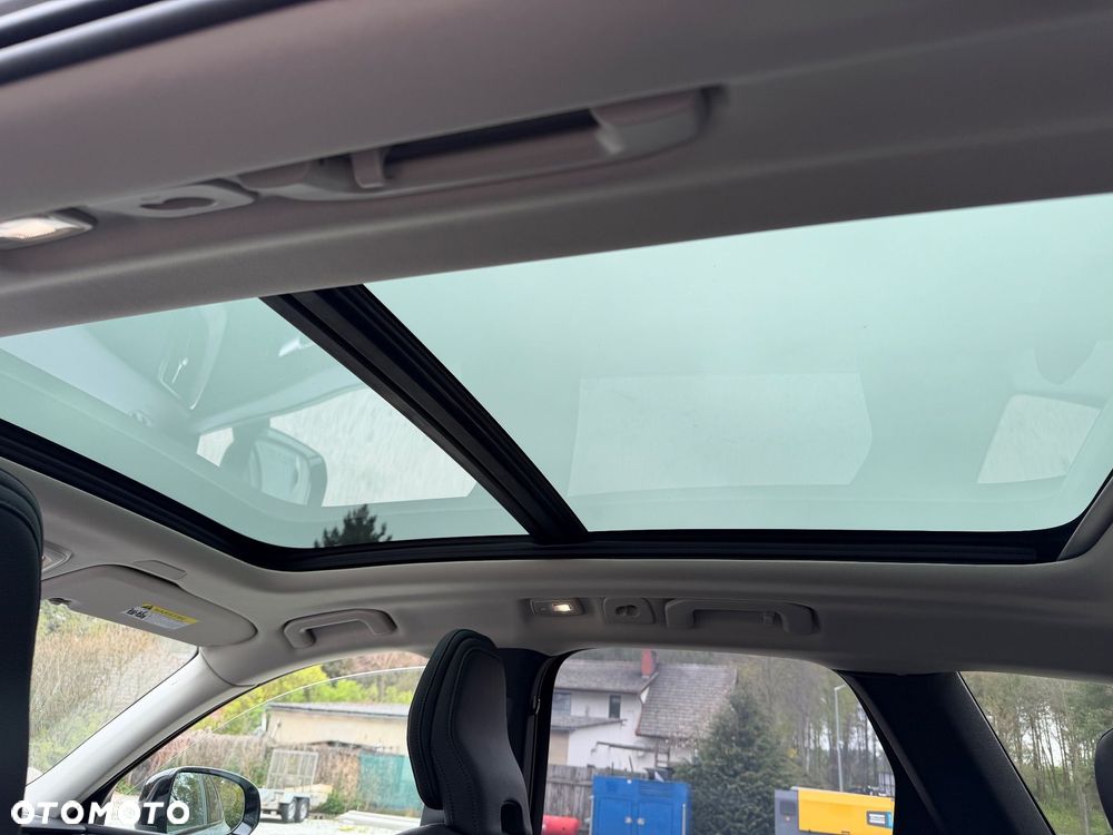 Volvo XC 60 B5 B AWD Plus Dark - 13