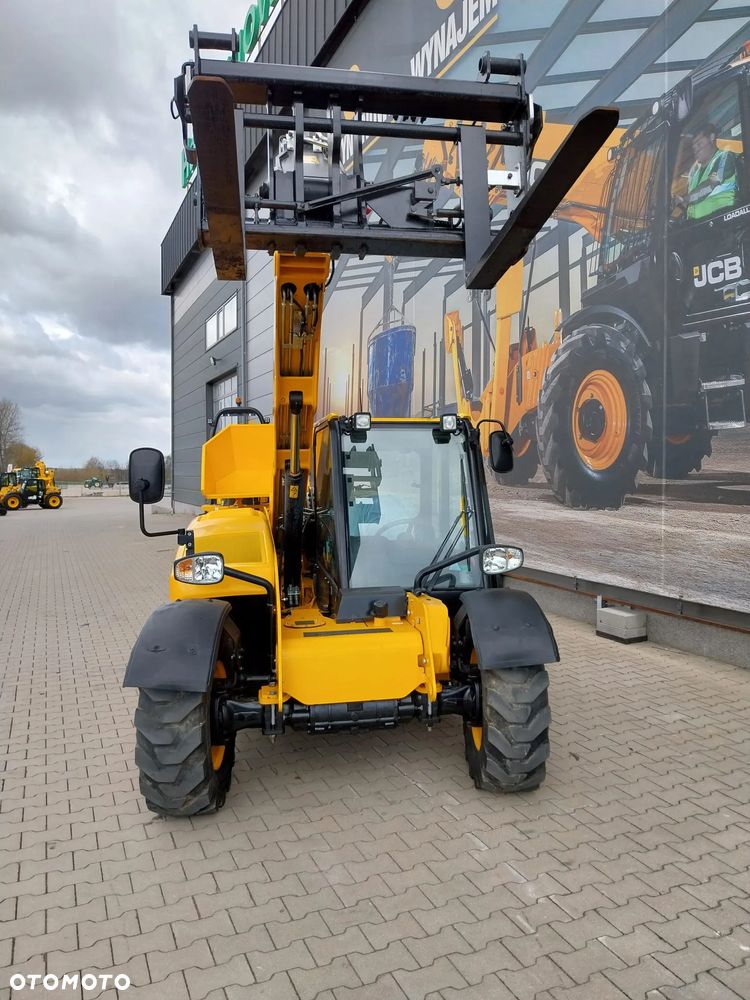 JCB 525-60 AG Plus - 21