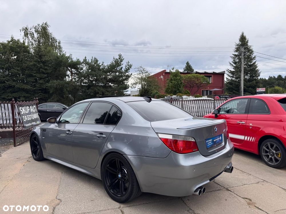 BMW M5 - 5
