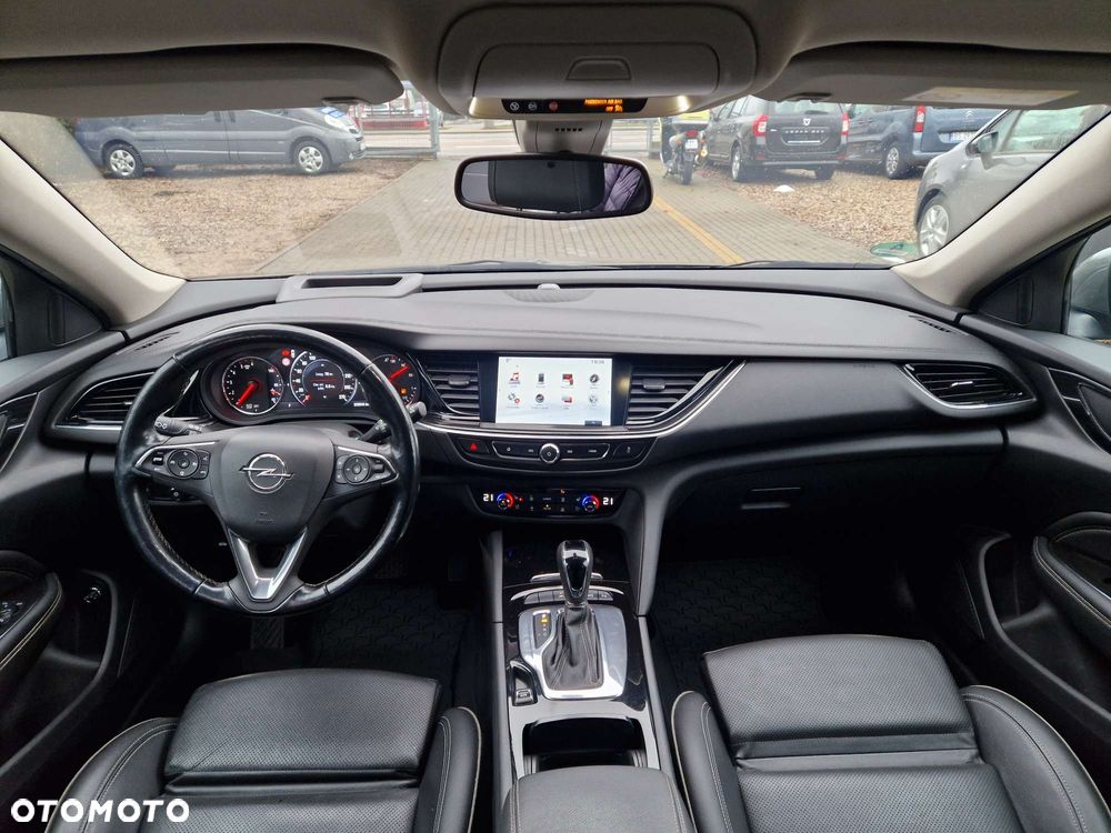 Opel Insignia 2.0 CDTI automatik Business Innovation - 4