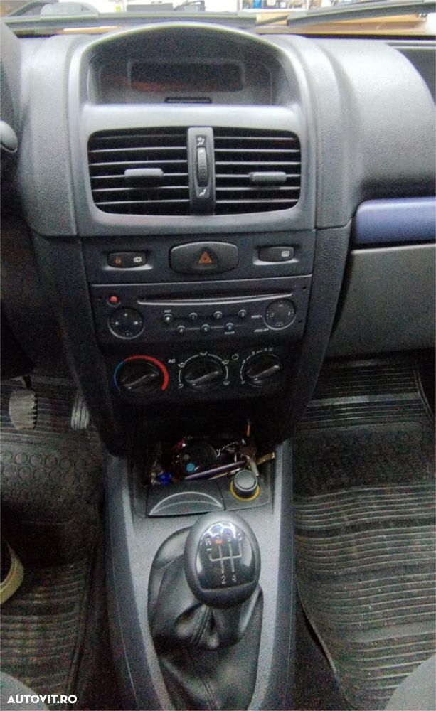 Renault Symbol 1.4 Expression - 10