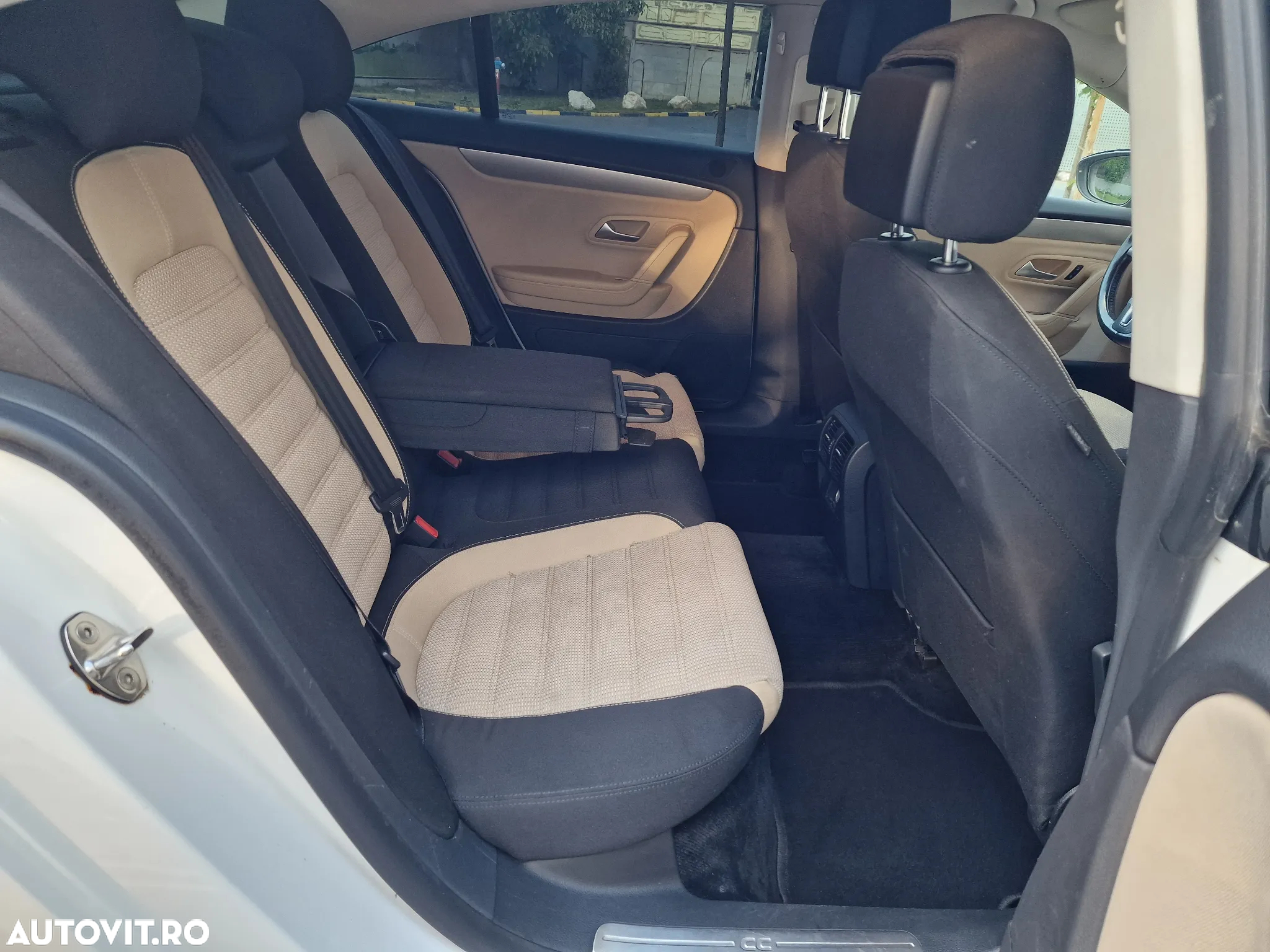Volkswagen Passat CC 2.0 TDI BlueMotion Technology DSG - 11
