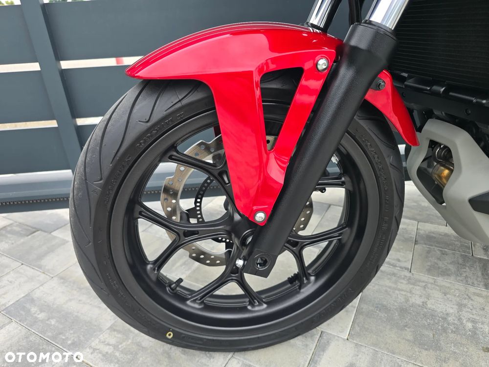 Honda NC - 17