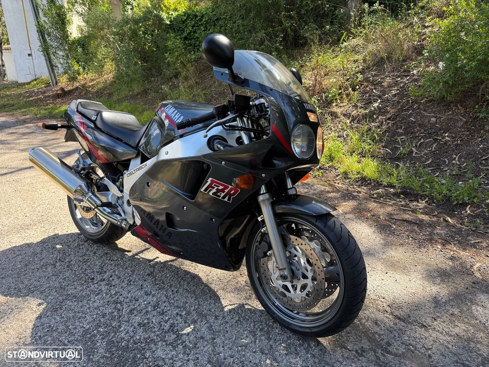 Yamaha FZR 1000 EXUP - 12