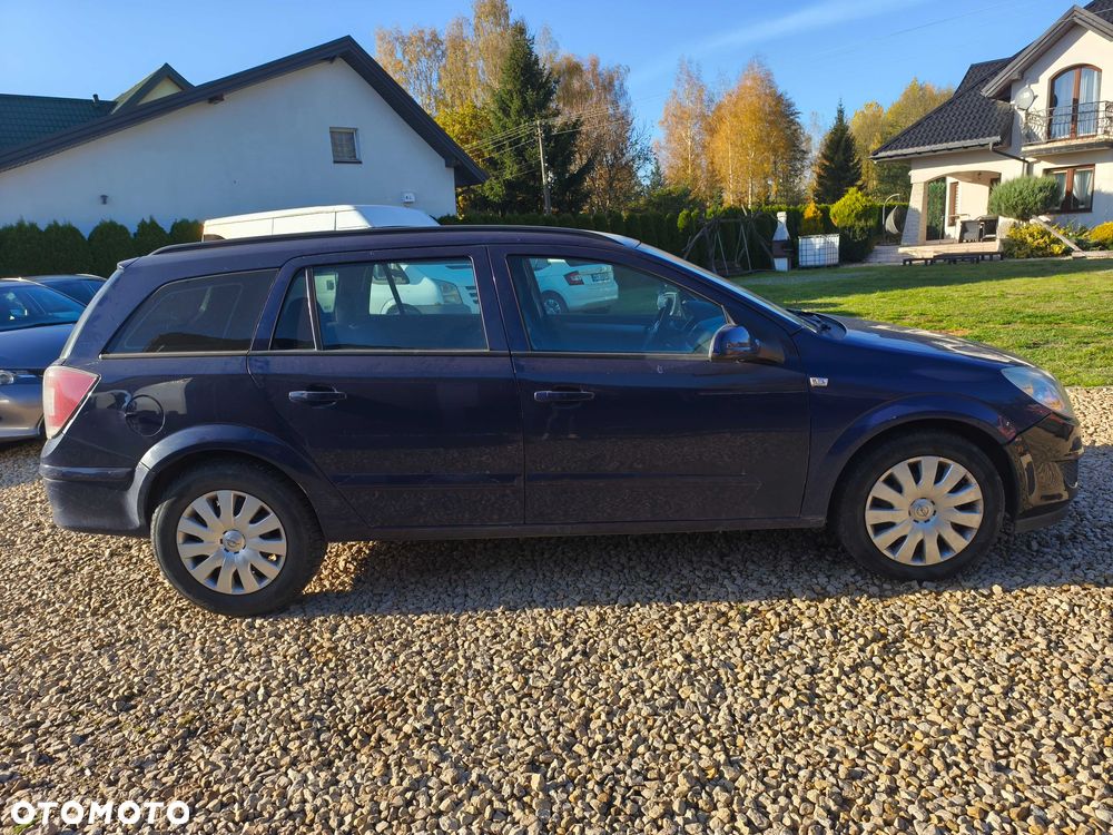 Opel Astra - 4