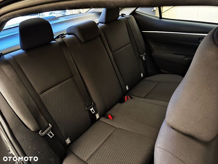 Toyota Corolla - 29