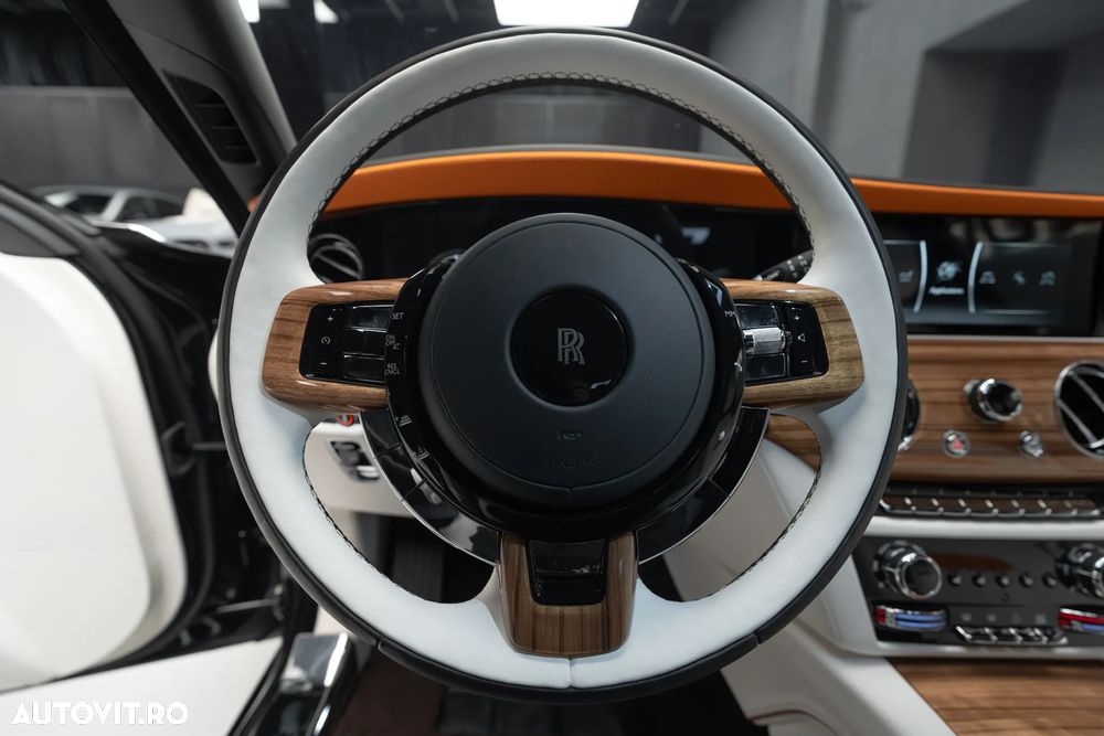 Rolls-Royce Ghost Standard - 38