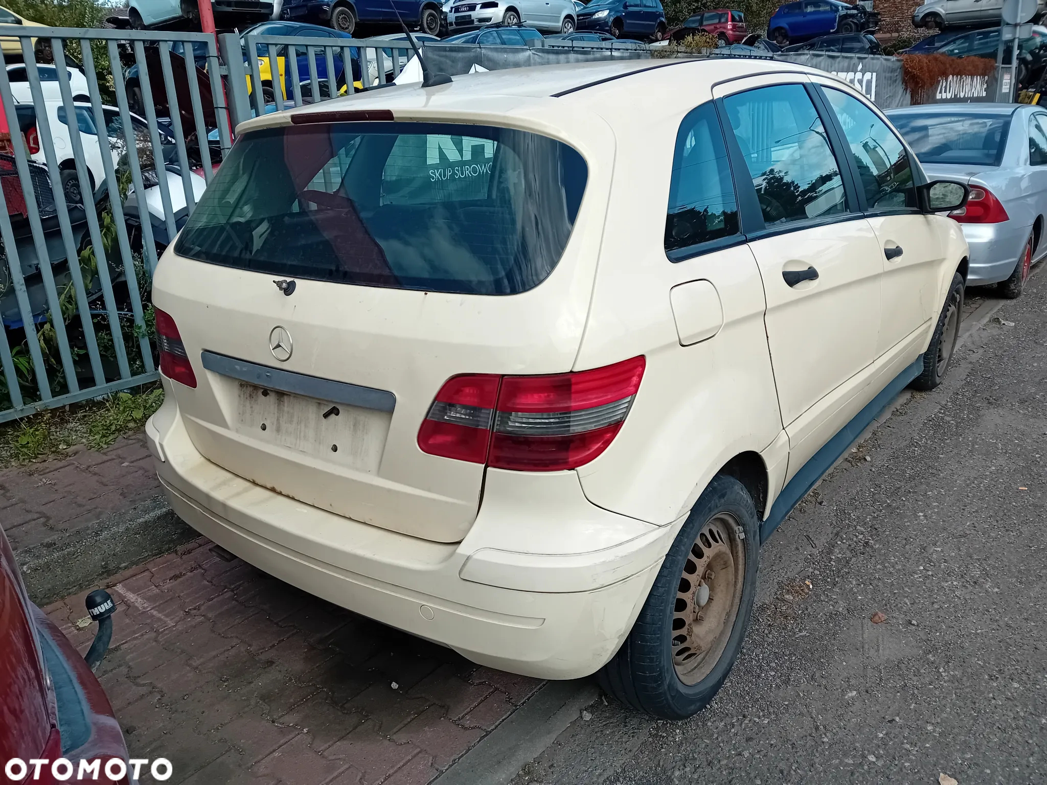 *MERCEDES B KLASA* Samochód na części - 6