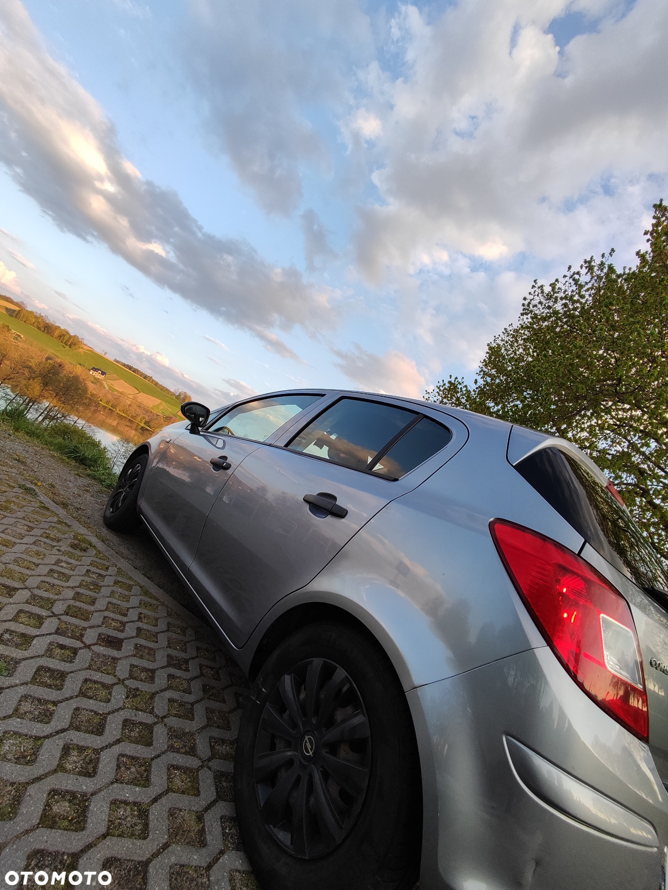 Opel Corsa - 8