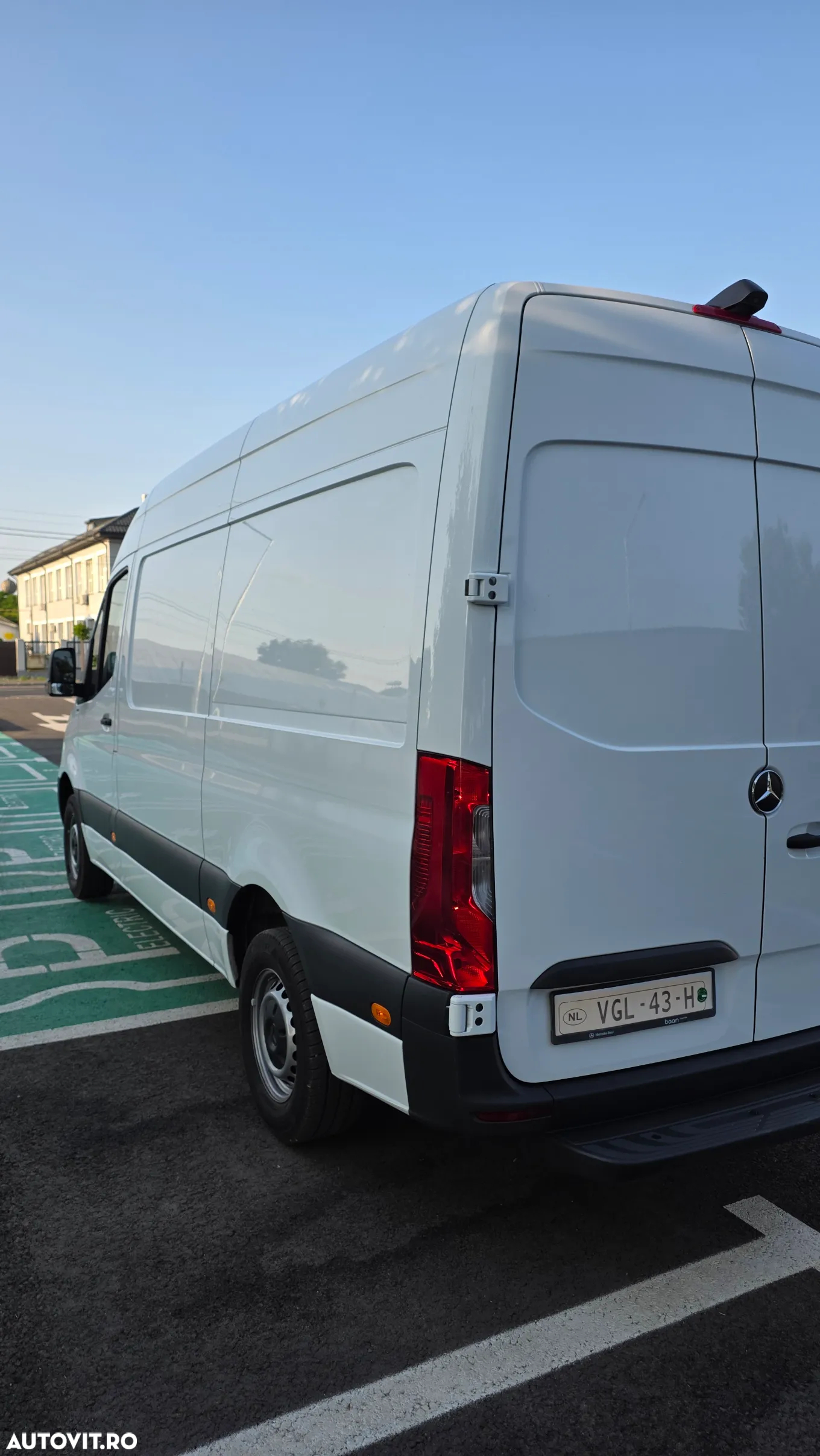 Mercedes-Benz Sprinter - 6