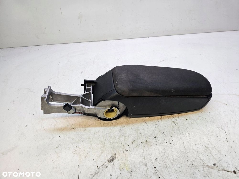 PODŁOKIETNIK PRZÓD AUDI A4 B6 B7 WELUR 8E0864207D - 4