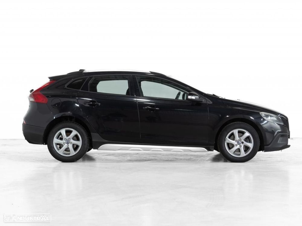 Volvo V40 Cross Country - 2