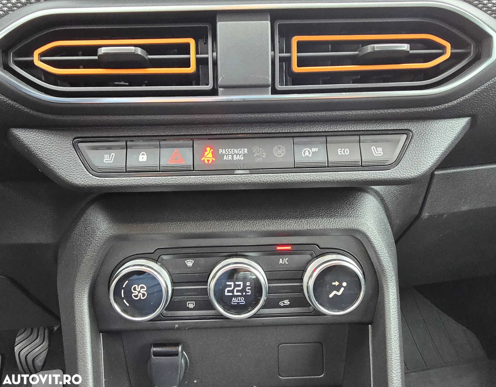 Dacia Sandero Stepway TCe 90 MT6 Comfort - 35