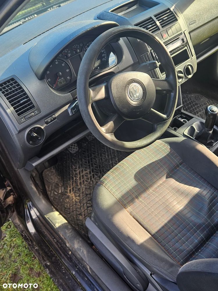 Volkswagen Polo - 4