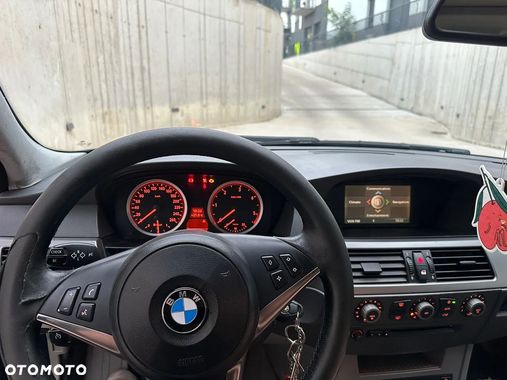BMW Seria 5 - 11