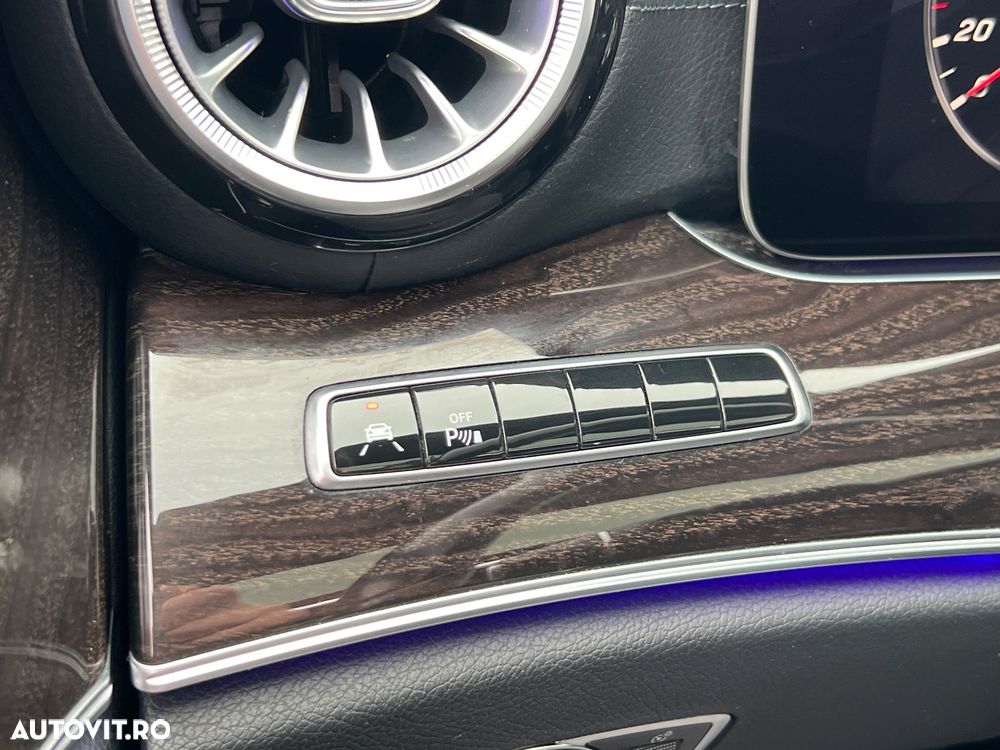 Mercedes-Benz CLS - 26