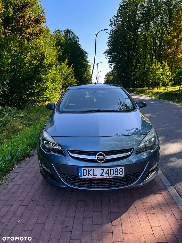 Opel Astra 1.7 CDTI Cosmo - 1