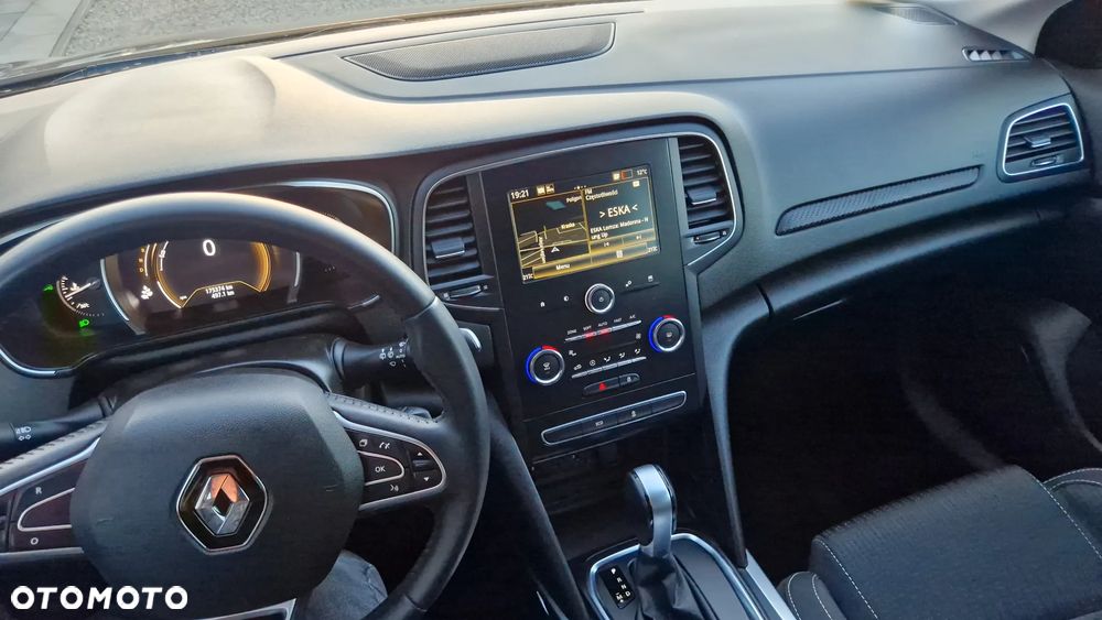 Renault Megane BLUE dCi 115 EDC BUSINESS EDITION - 14