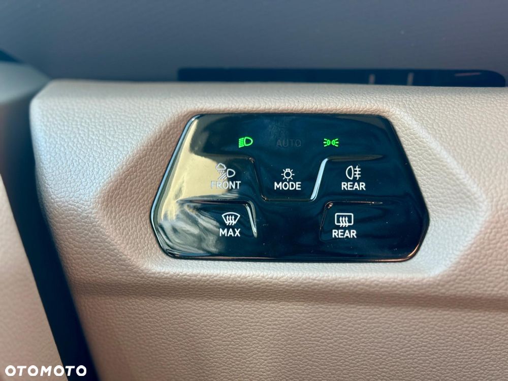 Volkswagen Multivan 2.0 TDI L2 Family DSG - 26