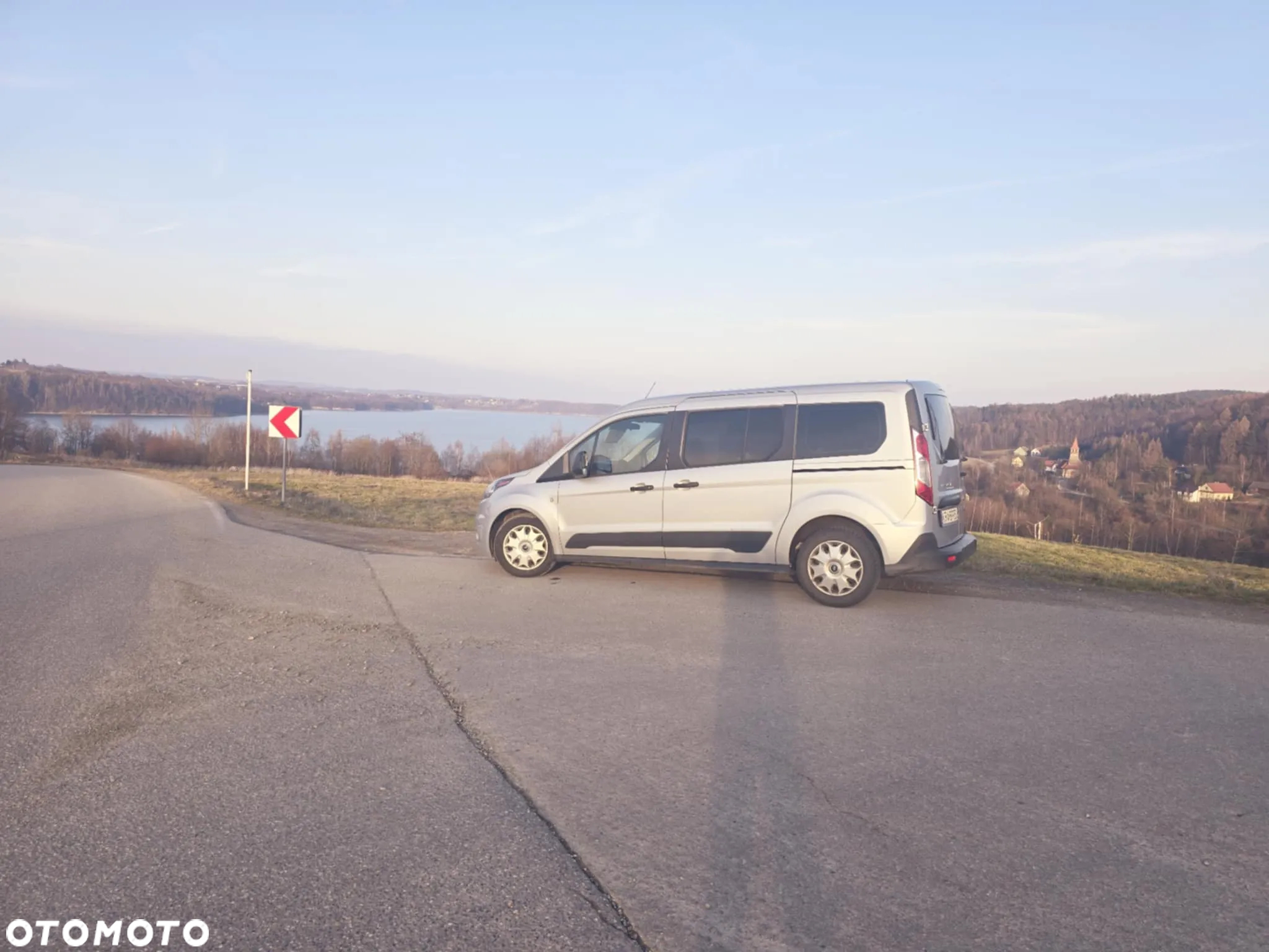 Ford Transit Connect - 9
