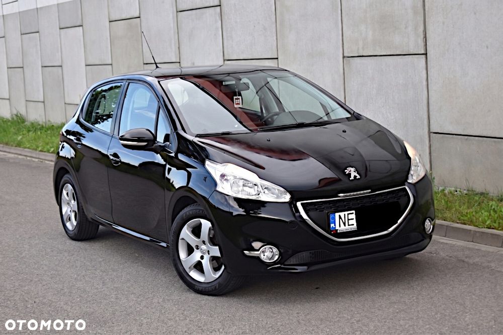 Peugeot 208 - 9