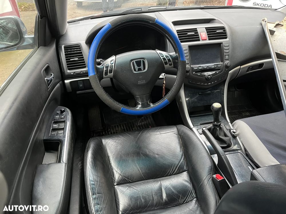 Dezmembrez Honda Accord 7 2005 diesel 2,2 103KW gri bleo - 9