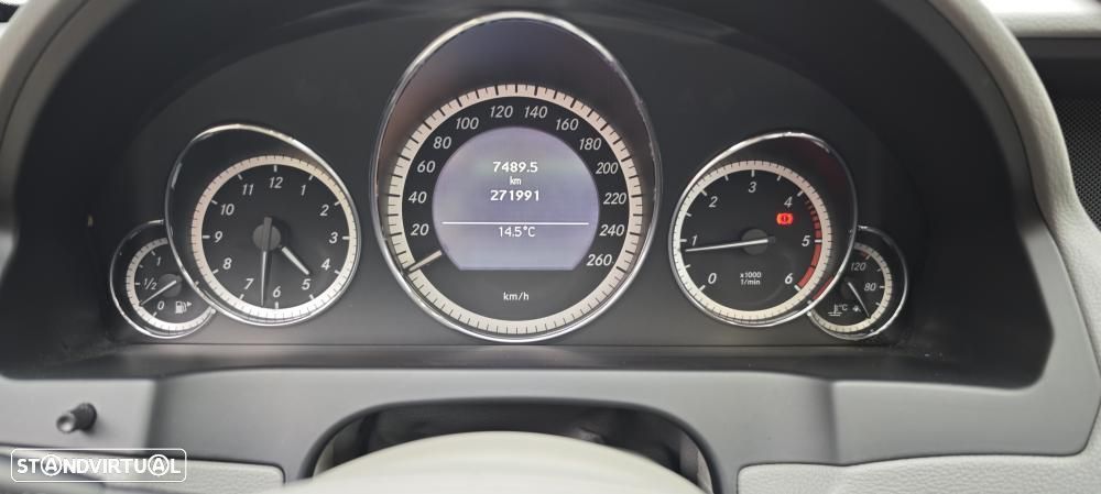 Mercedes-Benz E 220 CDI Avantgarde BlueEfficiency - 29