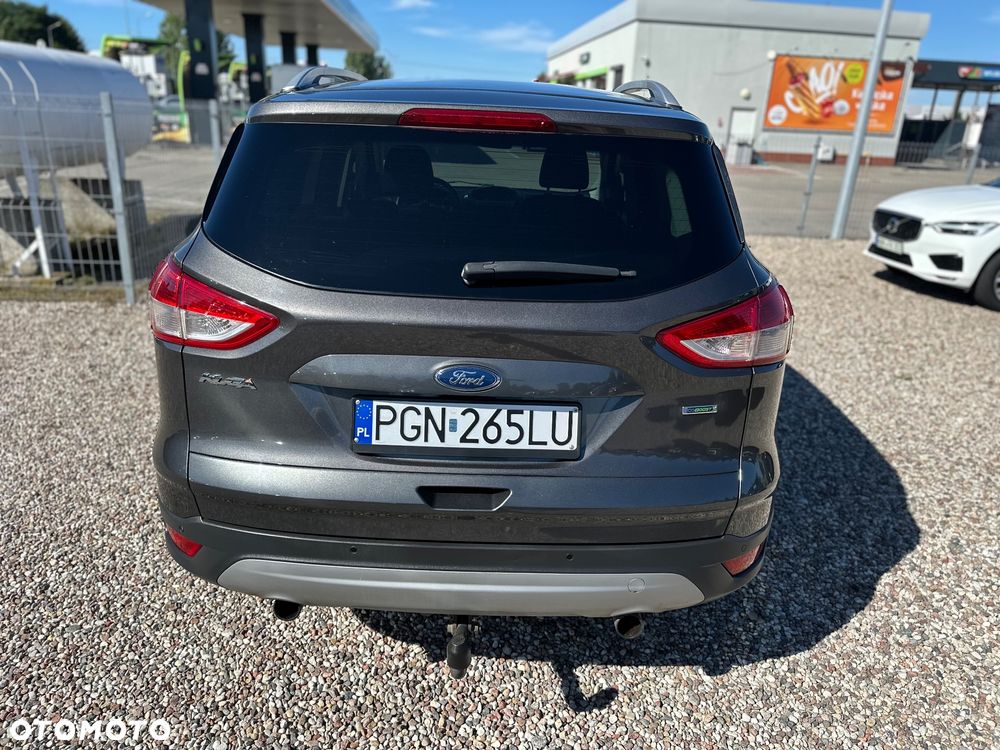 Ford Kuga 1.5 EcoBoost 2x4 Business Edition - 4