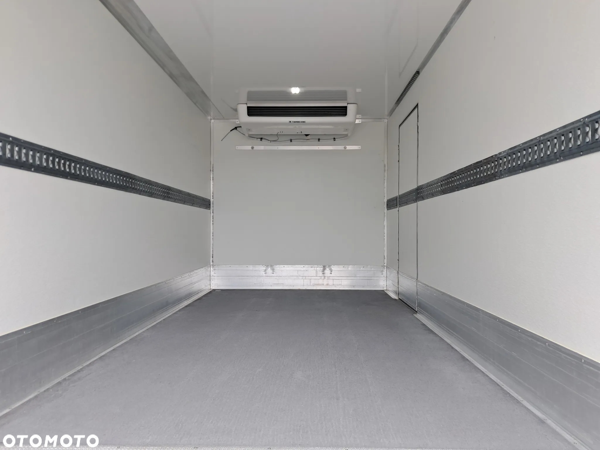 Iveco 72C18  Chłodnia IGLOOCAR  THERMO-KING 600  Salon Polska - 13