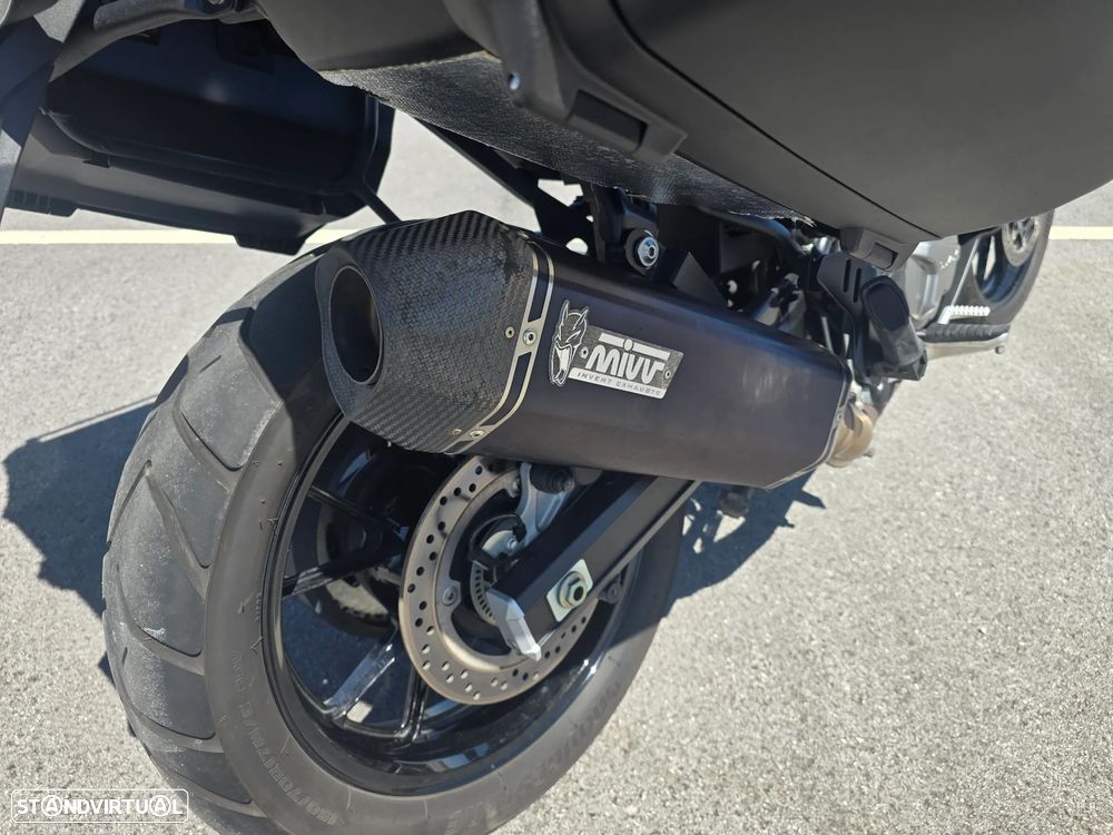 Suzuki DL 650 A - Extras - 12