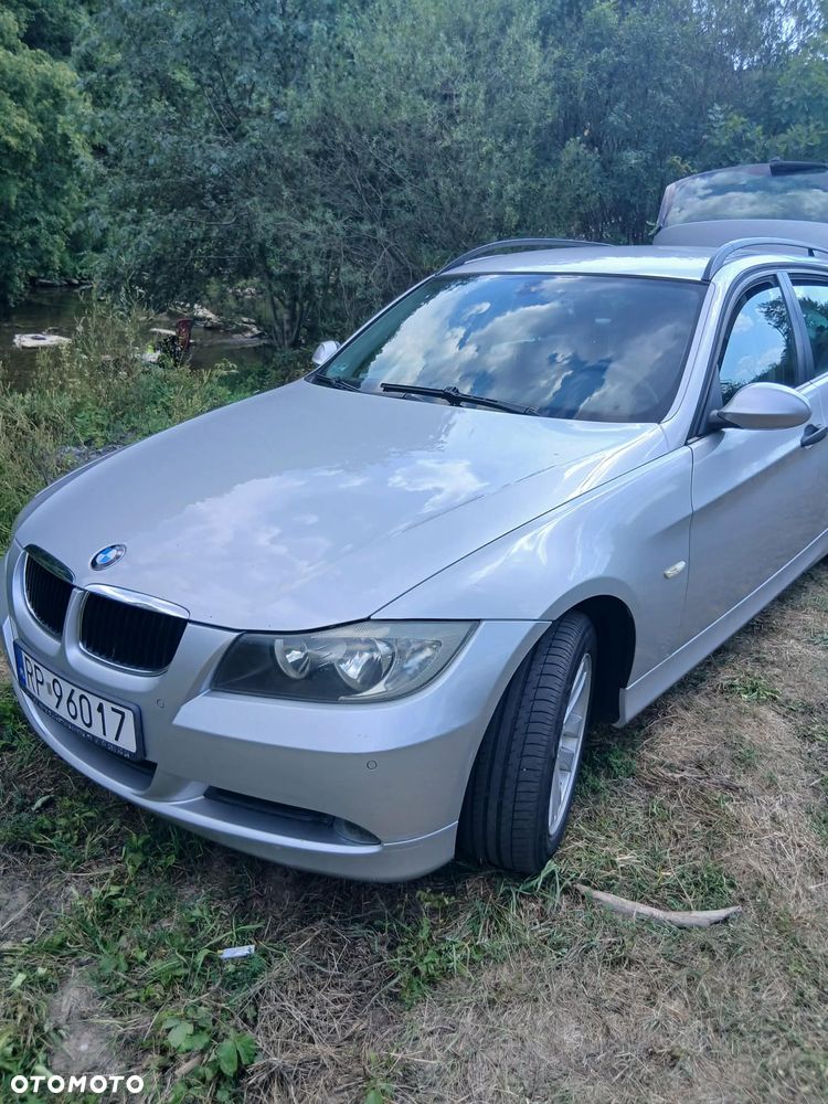 BMW Seria 3 - 1