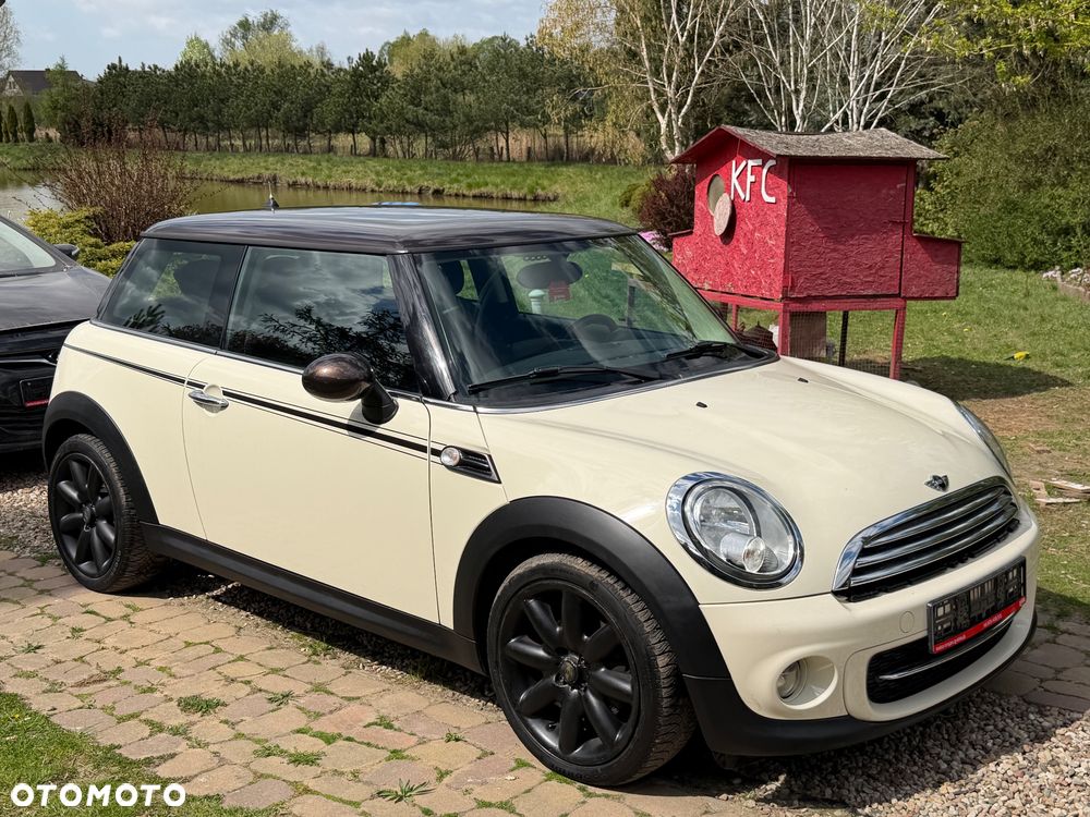 MINI Cooper D Brick Lane - 1