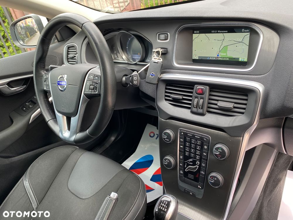Volvo V40 D2 Ocean Race - 9