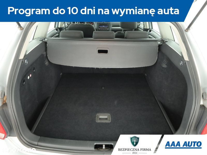 Volkswagen Golf - 19