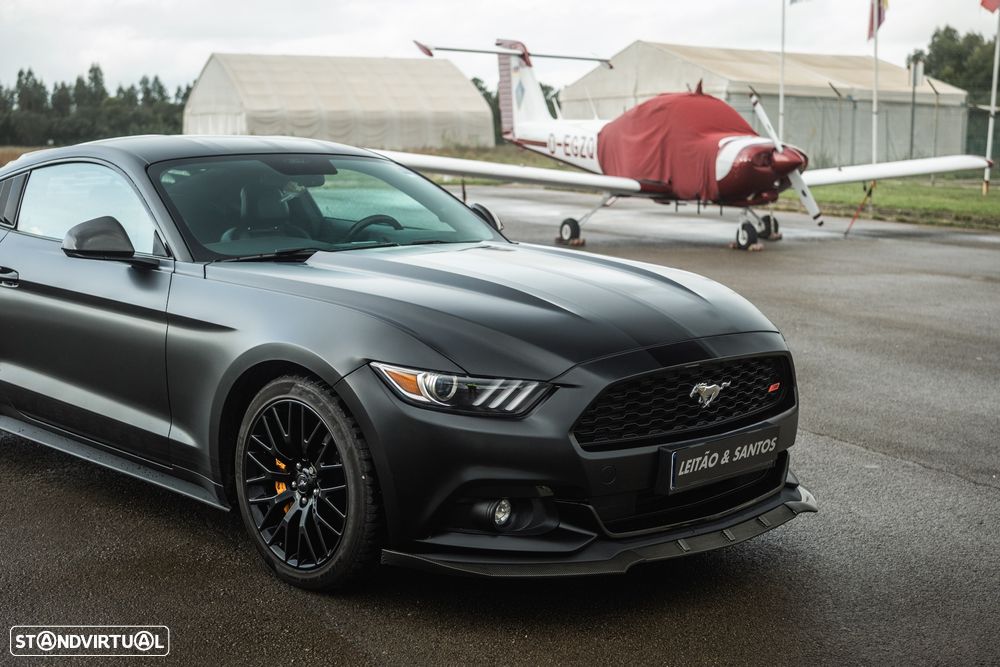 Ford Mustang 2.3 Eco Boost - 2
